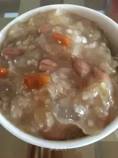 Silver-ear peanuts for porridge