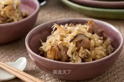 Fungus, chicken and rice