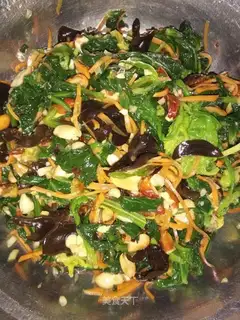 Celery leaves