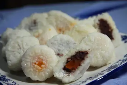 Fresh rice mooncake