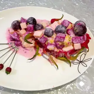 Yogurt and fruit