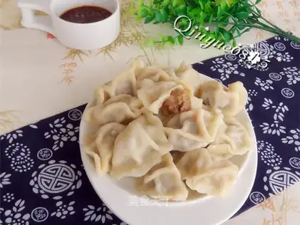 Pork onion dumplings