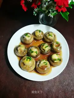Mushroom quail eggs