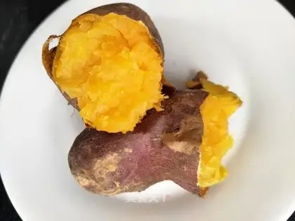 Roast potatoes