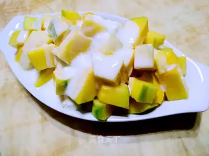 Mango yogurt salad