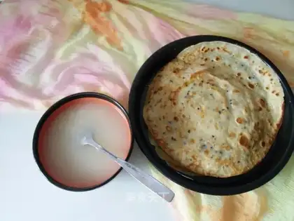 Cinnamon sesame eggcake