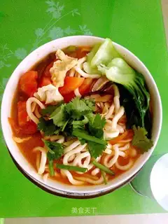 Tomato egg mushroom noodles
