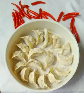 Little onion pork dumplings