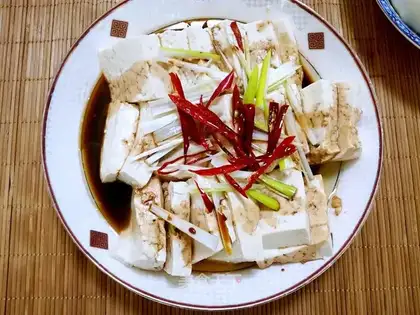Onion oil tofu