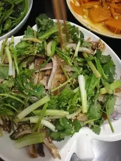 Salt pig belly