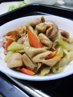 Fried large intestine with Hakka Chinese cabbage