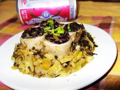 Pickled blood glutinous sausage