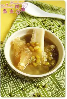 kudzu powder and mung bean trotters and tendons soup