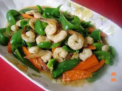 stir-fried shrimp with three-color colors