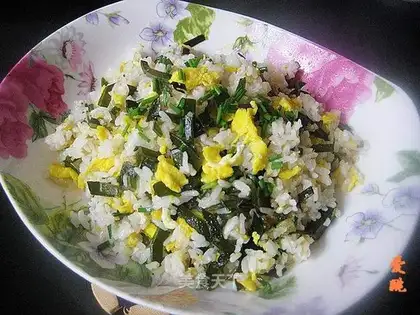 Seaweed and egg fried rice