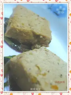 Frozen tofu with pork belly