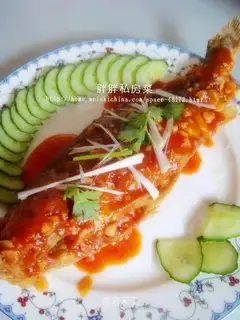 Sweet and sour yellow croaker