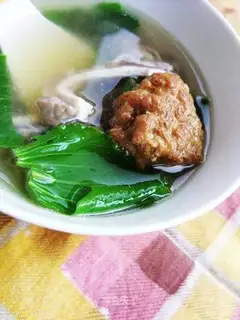 Clear soup lion head