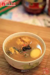 American ginseng and black chicken soup