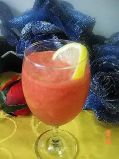 Watermelon and lemon juice