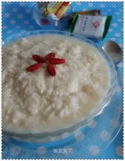 Homemade glutinous rice sweet wine