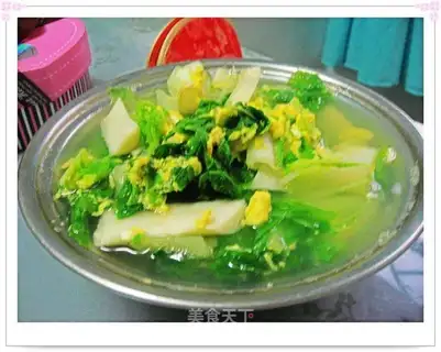 Vegetable egg soup