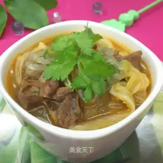 Mutton, cabbage and vermicelli pot