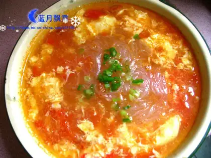 Tomato vermicelli soup