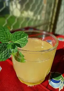 Homemade lemon honey