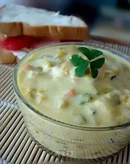 Cheese-scented pumpkin soup
