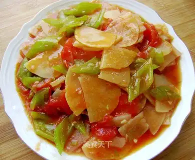 Tomato, pepper, potato slices