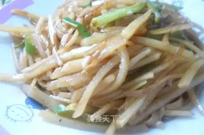 green pepper with potato