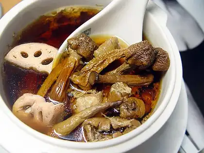 Duck soup with Agaricus blazei and lotus root