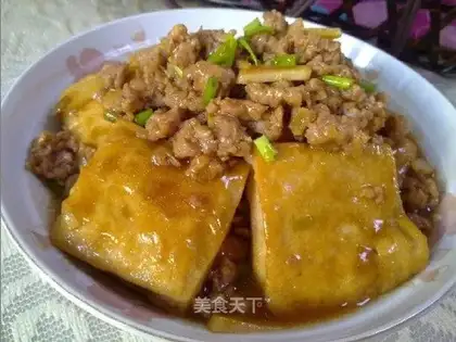 Braised tofu with minced pork