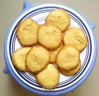 Crispy pumpkin cake