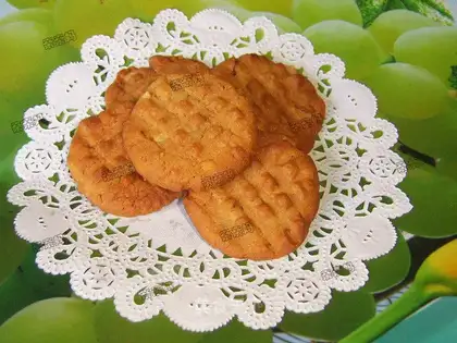 Peanut cookies