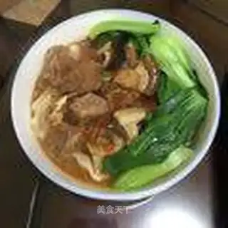 Red tomato beef ramen