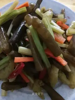 Spicy sea
