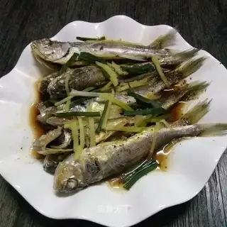 Smash the yellow fish