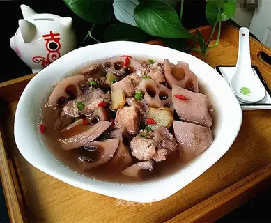 A pig's-tail stew