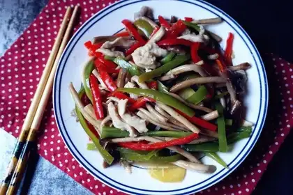 Tea mushroom fried chicken