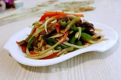 White peppers, fried meat