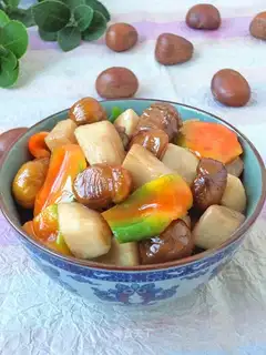 Chestnut mushrooms