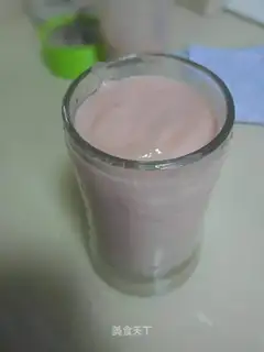 Tomato banana shake