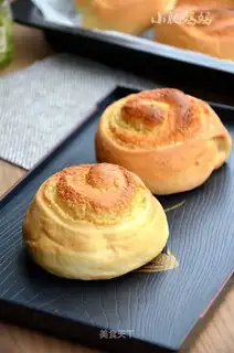 Coconut rolls