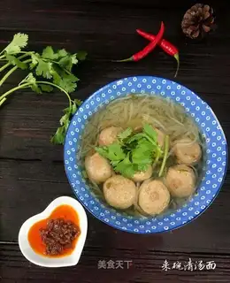 Quick radish beefball soup