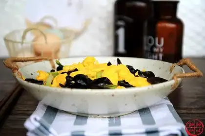 Scrambled eggs