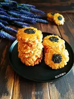 Sesame peaches