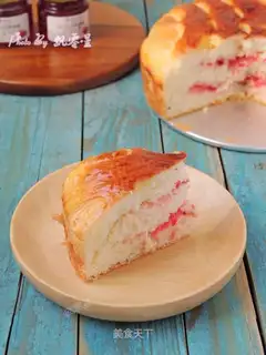 Nailed jam and croissant