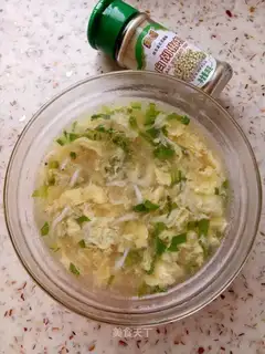 Silver fish egg soup